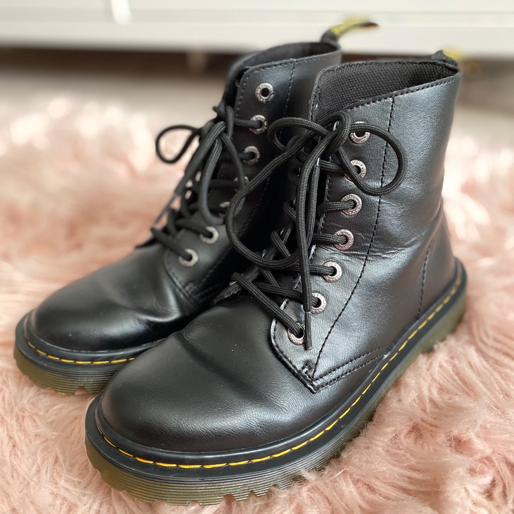Dr. Martens Luana Boots